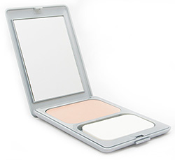 Kompaktný make-up - Ultra Mat Make-up - light - 1 ks